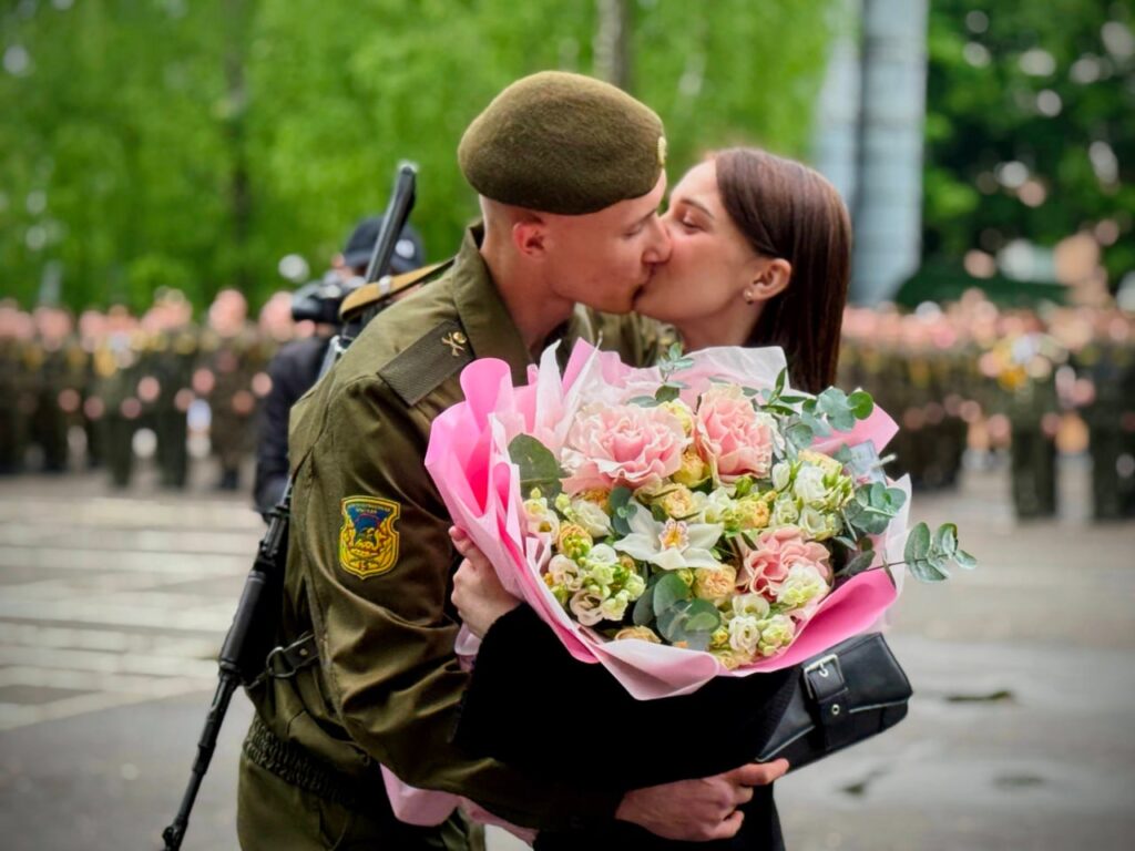 Весенняя присяга-2025. В в/ч 30151 под Фаниполем клятву на верность Родине произнесли более 300 новобранцев