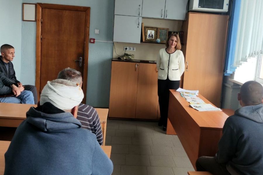 Руководитель районной службы занятости встретилась с контингентом ЛТП N6 г. Дзержинска