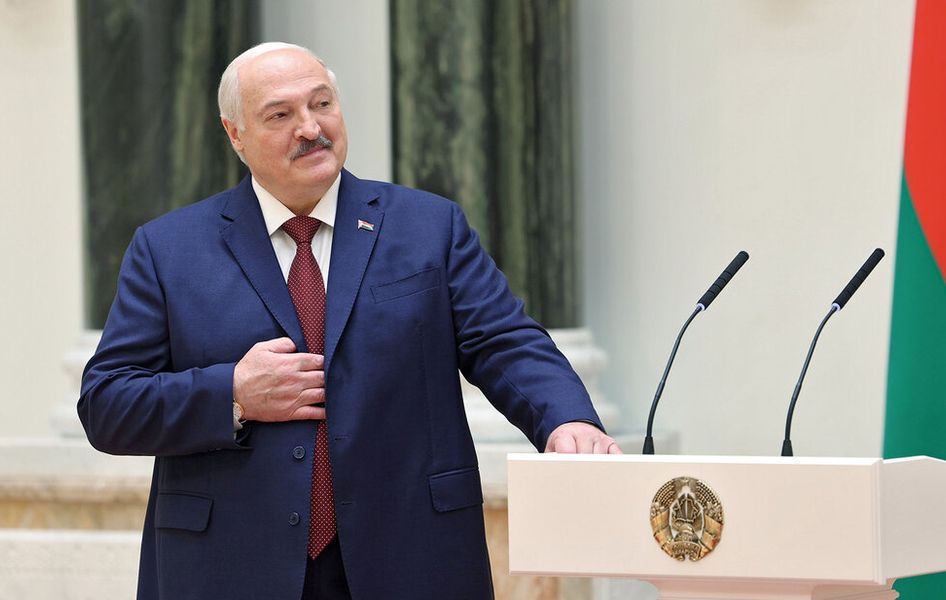 Настоящее и будущее Беларуси во многом зависит от молодежи — Президент на церемонии награждения выпускников вузов