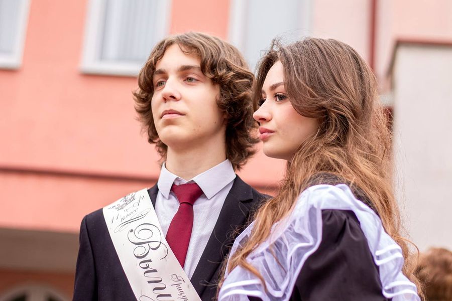 Уже пора со школьного двора… Знакомимся с выпускниками Дзержинщины – 2025