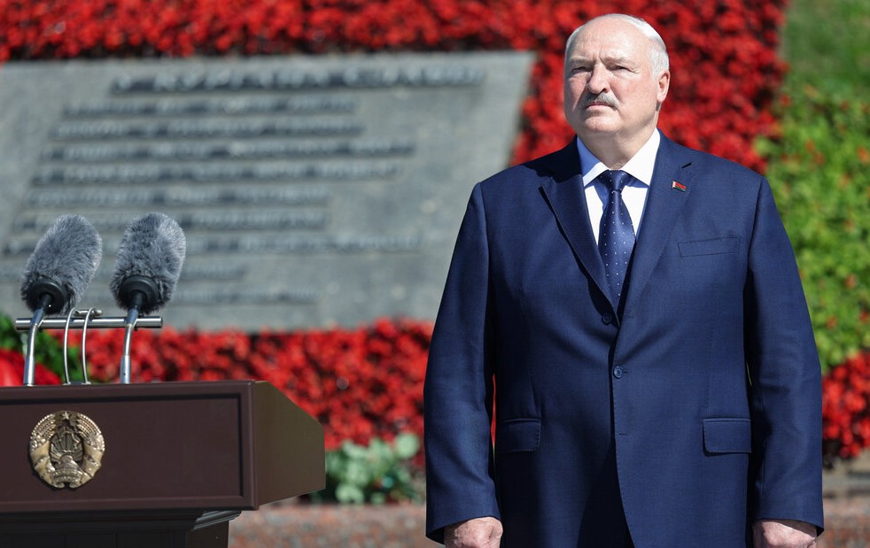 Президент Лукашенко: для большинства белорусов День Независимости означает мир