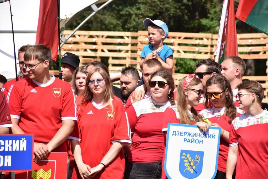 Команда Дзержинского района стала серебряным призером TourFest-2025