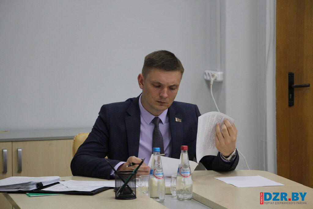 «Посмотрим по закону». С какими вопросами на прием к председателю обратились жители Дзержинского района