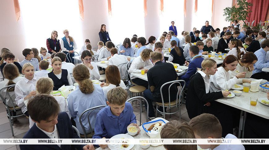 «Мама, возьми у них рецепт!» Нашли школу, где спрос на местную еду у детей высокий