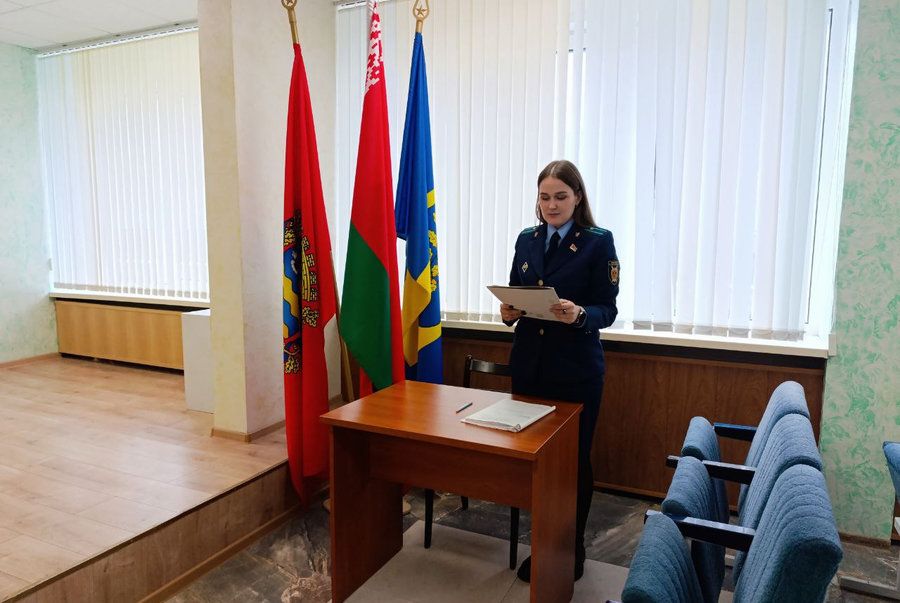 На ДЭМЗе прошло выездное заседание суда по делу о коррупции