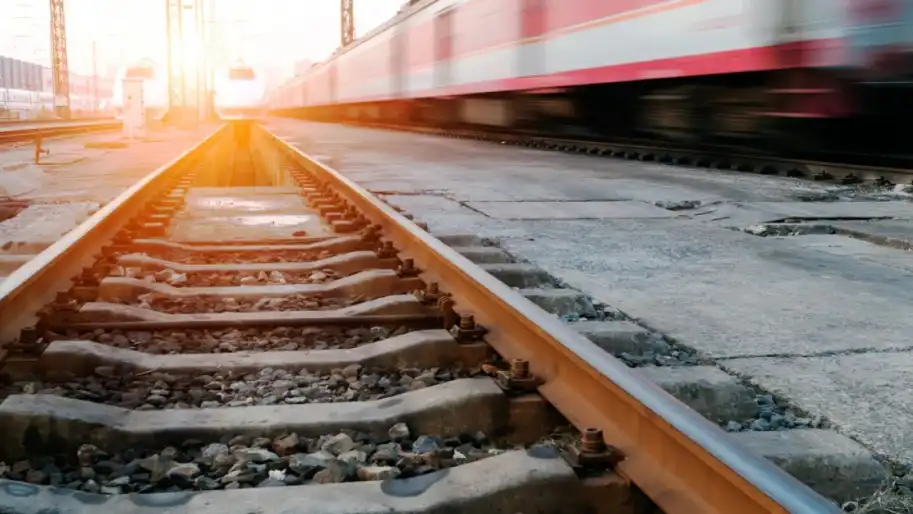 Какие новые правила приняты для безопасности на ж/д объектах, пояснили в Генпрокуратуре 