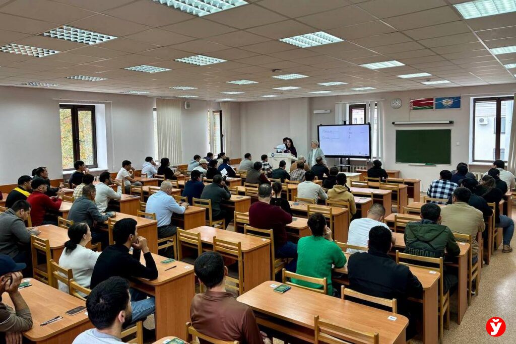 63 рубля и 20 вопросов за полчаса. Как проходит языковой экзамен для трудовых мигрантов