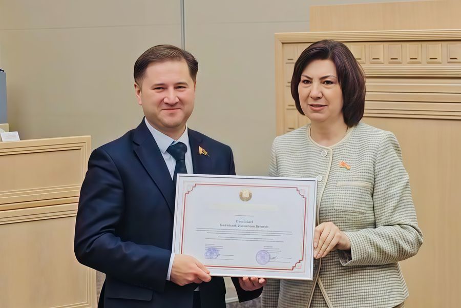 Сенатар Аляксей Васільеў удастоены Ганаровай граматы Нацыянальнага сходу Рэспублікі Беларусь
