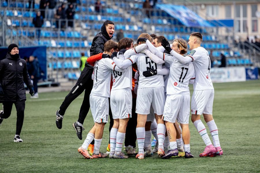 «Арсенал» останется в Высшей лиге! Чем еще порадовали дзержинских болельщиков футбольные выходные