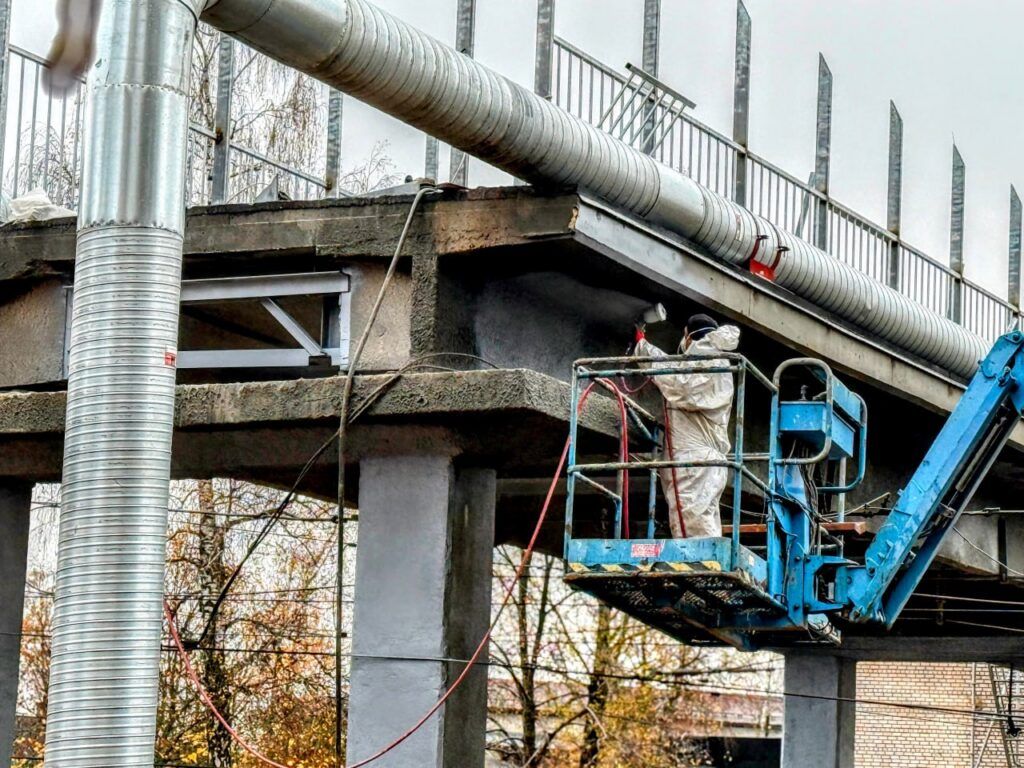 Фаниполь обретает связующую нить: репортаж с места реконструкции легендарного пешеходного моста