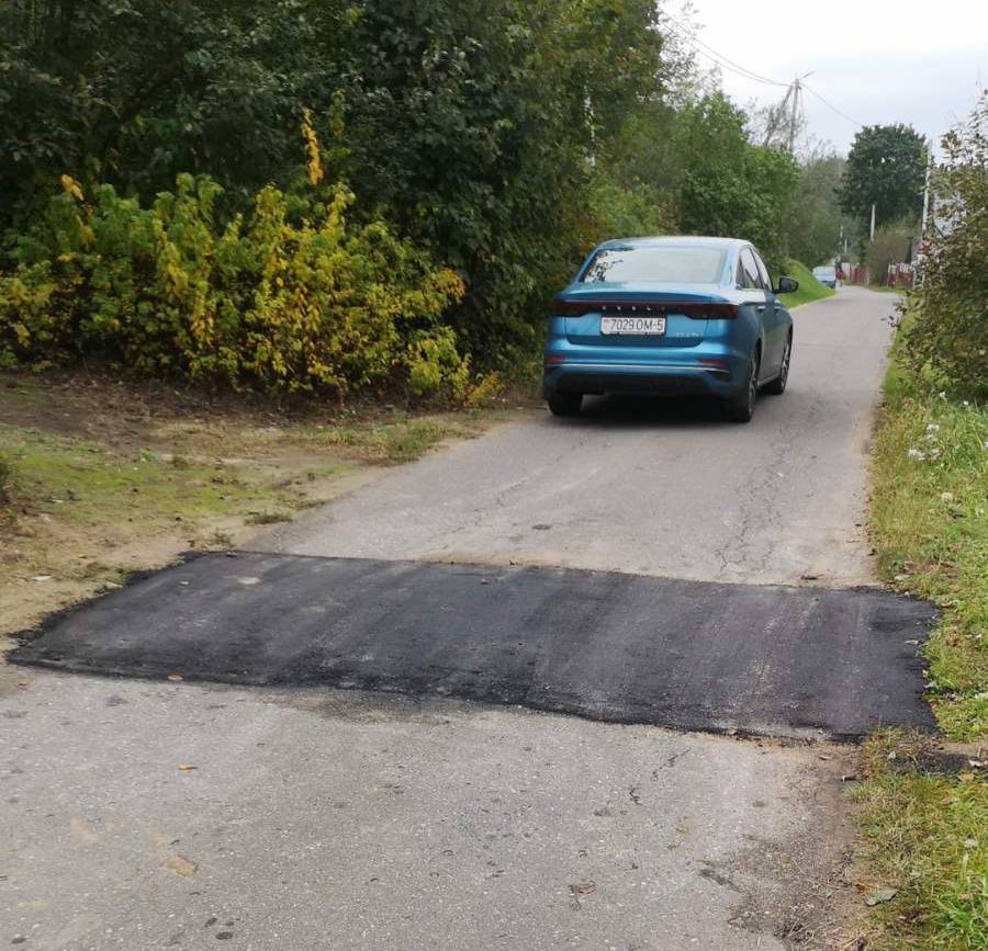 Новые искусственные неровности появились в нескольких деревнях Боровского сельсовета