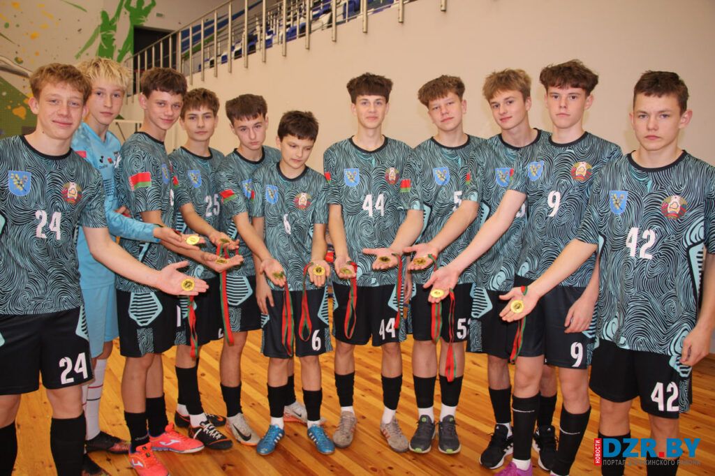 Как в ДЮСШ Дзержинского района растят будущих футболистов