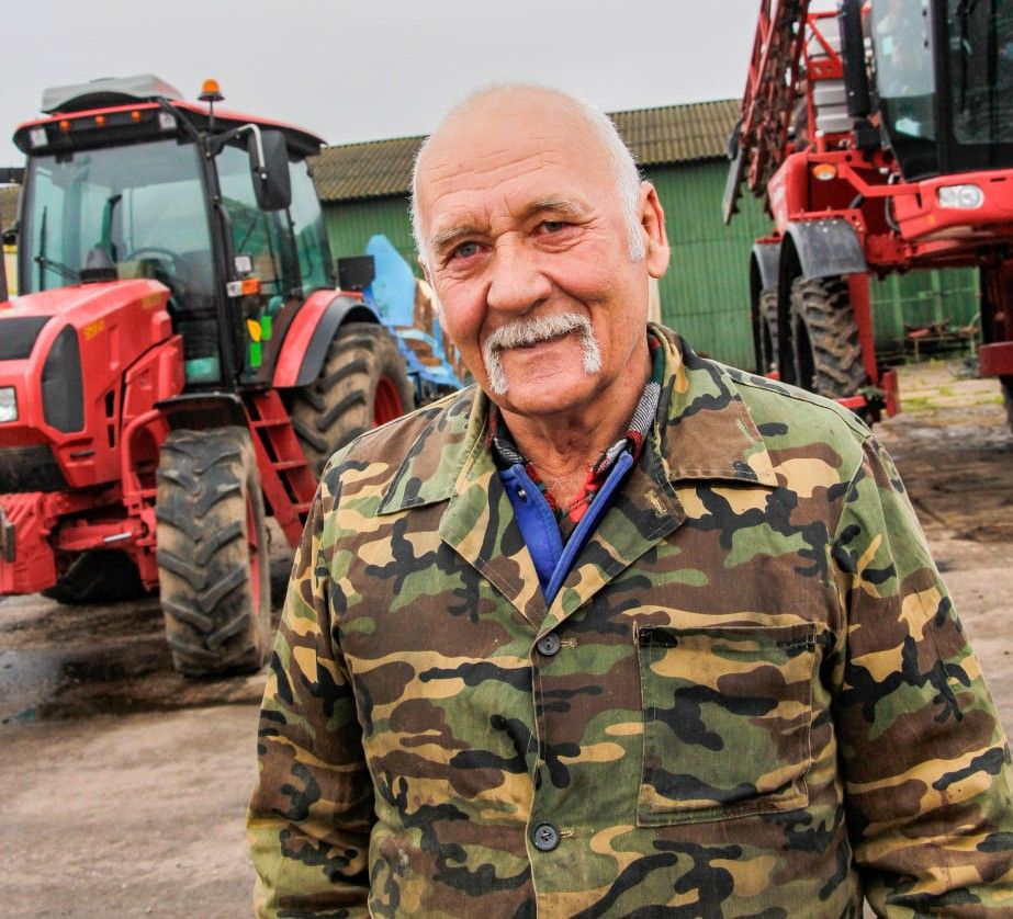 Пока гудит мотор и бьется сердце: 72-летний комбайнер «Крутогорье-Петковичи» о том, почему труд – это жизнь