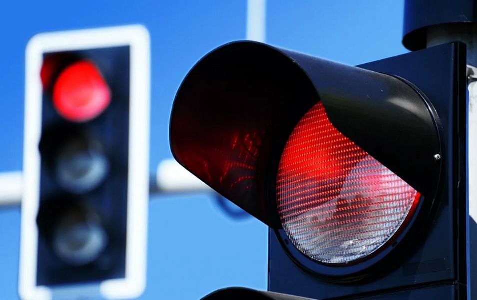 Систему автоматической фиксации проезда на красный свет запустила ГАИ