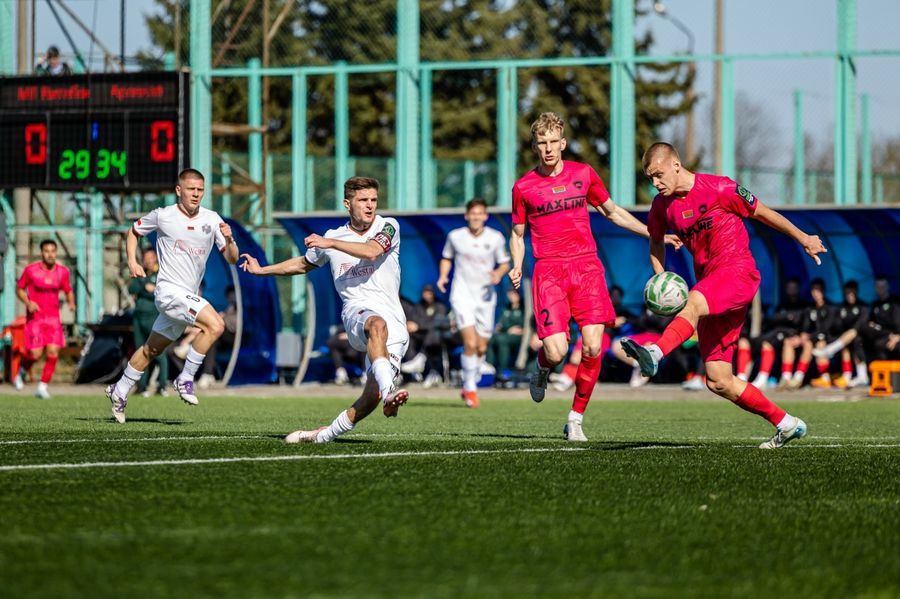 Взлеты и падения: подводим итоги футбольного года в Дзержинске