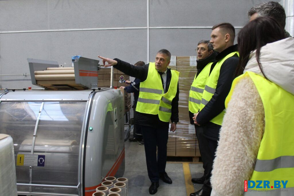 Эффективность и экологичность. Что интересовало главу региона Никиту Реута и представителей рабочей группы Нацбанка на ОАО «БЕЛХИМ»