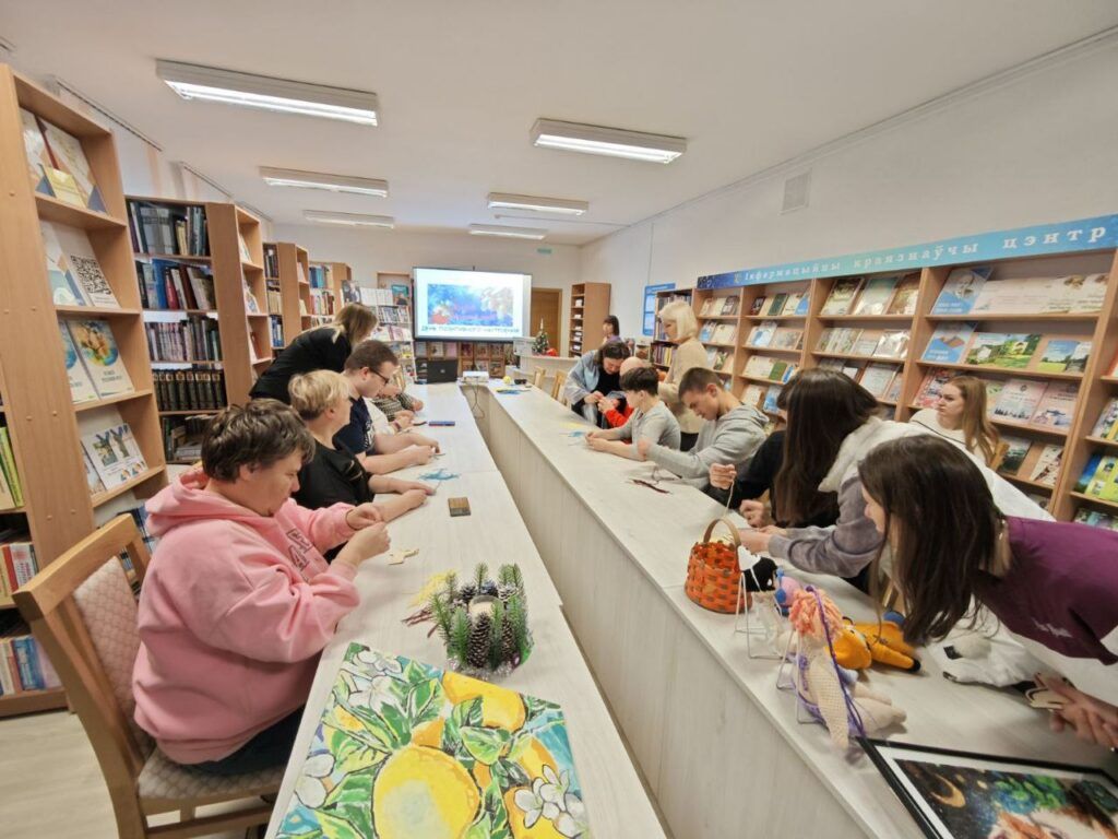 «Инвалидность — не приговор»: вдохновляющие примеры из Дзержинского ТЦСОН