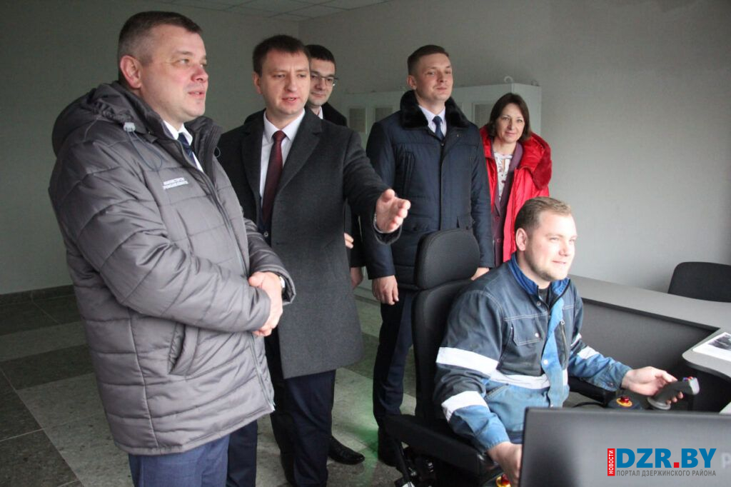 «Белорусское — значит лучшее». Министр промышленности посетил «Амкодор-Семаш» в Дзержинске