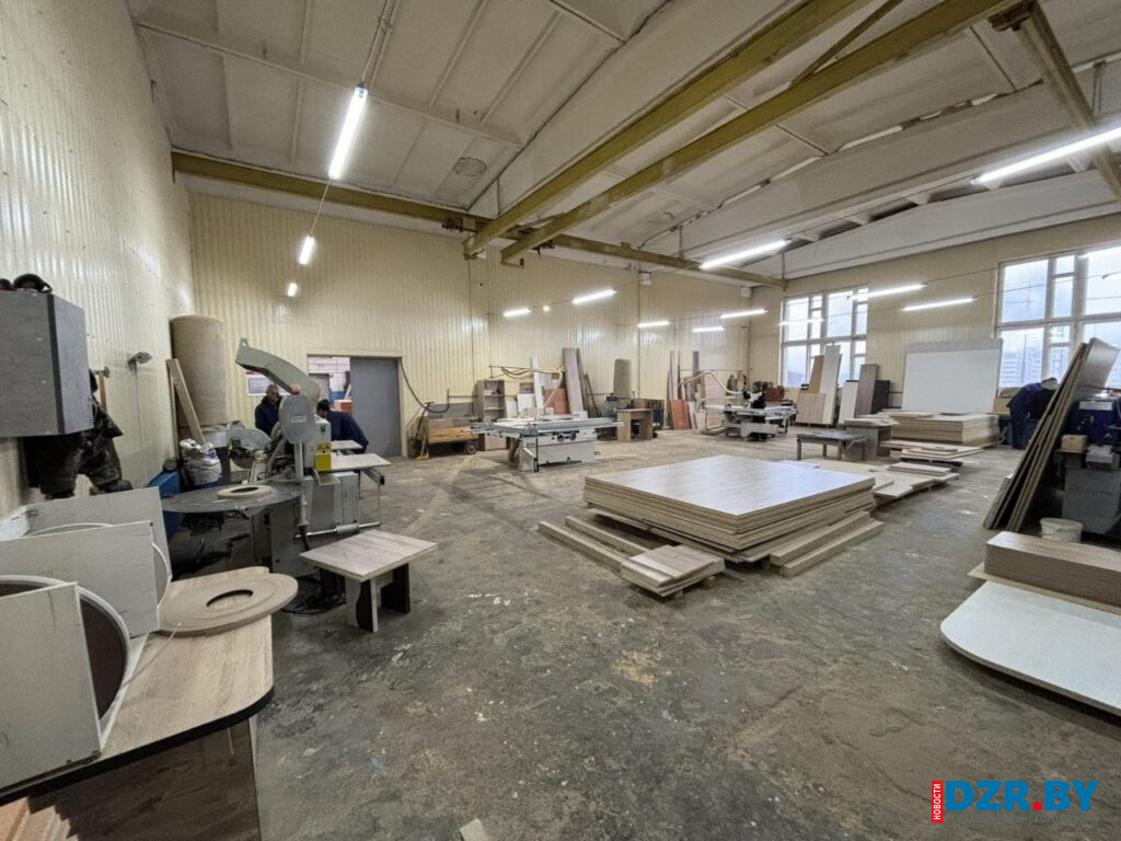 «Единица»: как в Дзержинске создают мебель и дают второй шанс