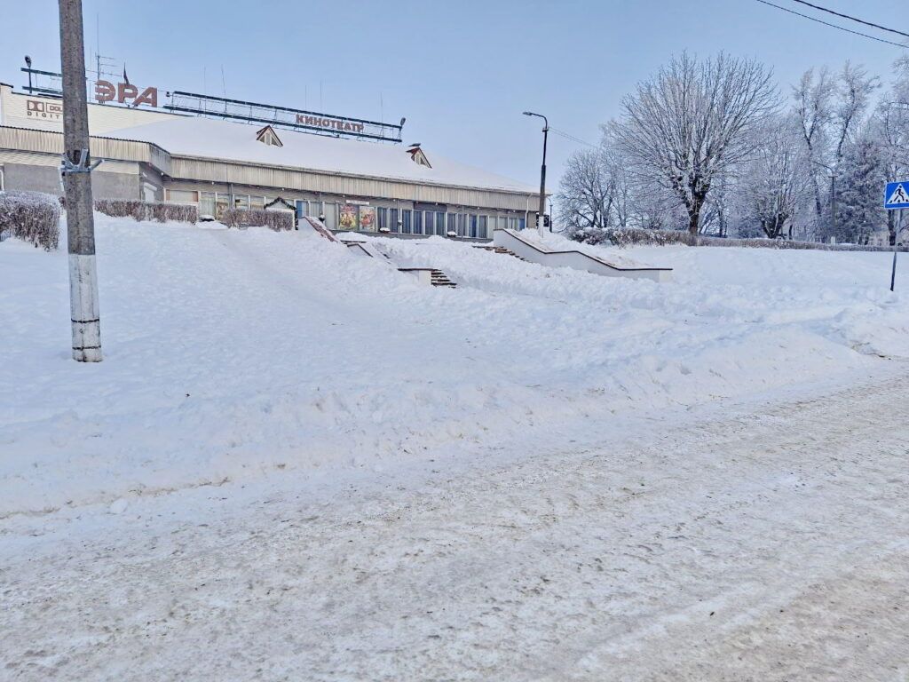 О возможных опасностях катания на тюбингах предупреждает прокуратура Дзержинского района