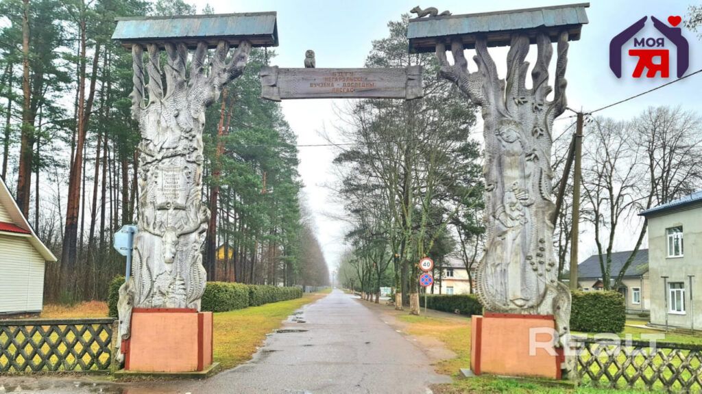 Уникальное предложение: 2-комнатная квартира за 85 тыс. руб. в историческом доме у дендрария (пос. Городище)