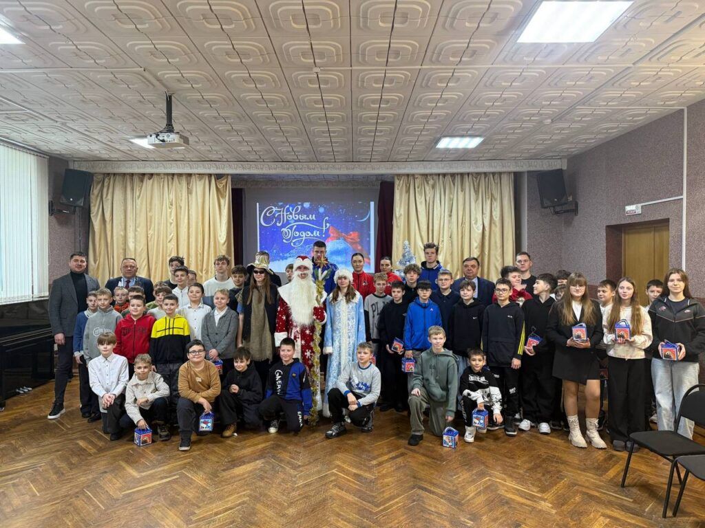 В Дзержинске прошла районная спортивная елка