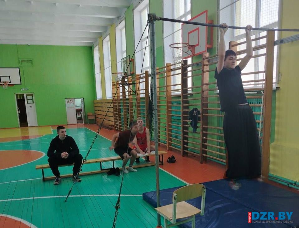 «Защитник Отечества». В Дзержинском районе определены сильнейшие многоборцы