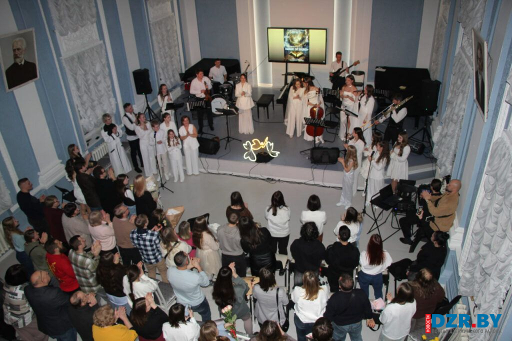 Ансамбль IMPREZA представил в Дзержинске новую концертную программу с саундтреками мирового  кино