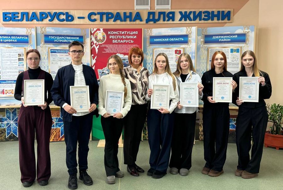 Педагог, который ведет к успеху. Как Марина Мальчевская помогает школьникам побеждать на олимпиадах