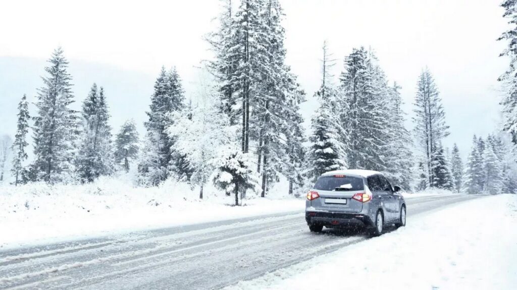 На участке автодороги Смолевичи – Самохваловичи – Негорелое с 21 до 22 часов ограничат движение