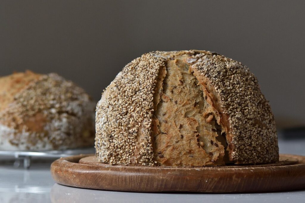 В Беларуси начали выпускать хлеб с крапивой – в чем его польза