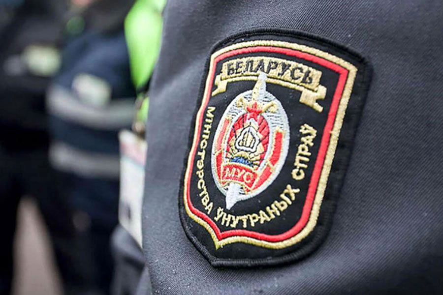 О недопустимости участия в экстремистской деятельности напоминают в Дзержинском РОВД