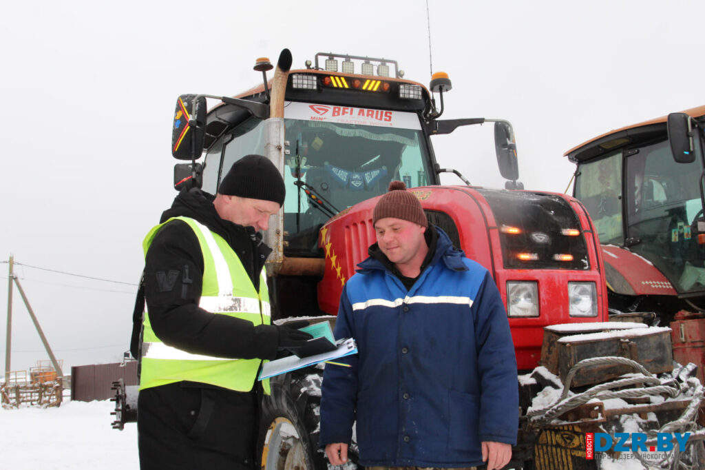 В Дзержинском районе идет подготовка техники к посевной кампании 2026 года