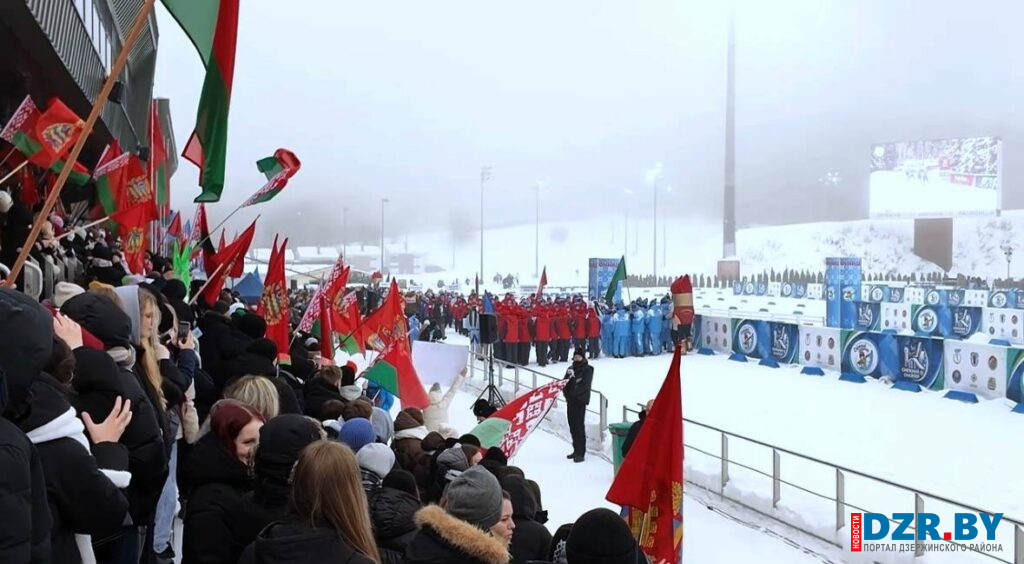 Дзержинская молодежь болеет за участников «Снежного снайпера» в Раубичах