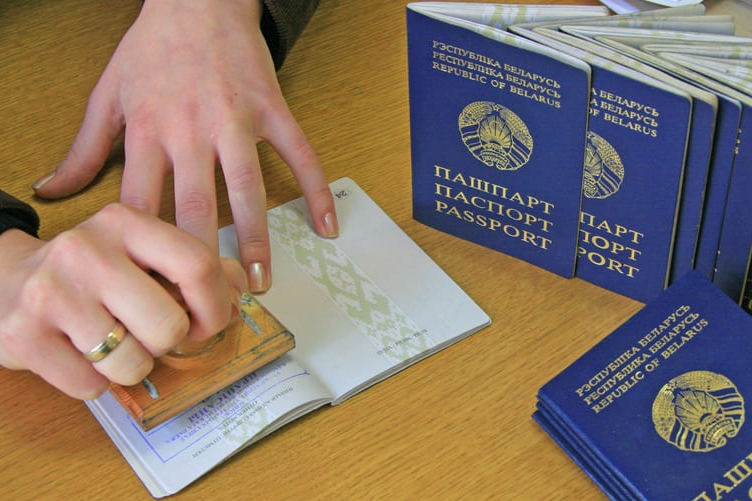 Прописал – и пожалел? Чем может обернуться регистрация человека в квартире