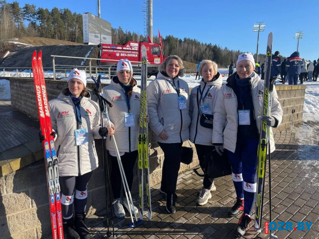 Дзержинские лыжницы вошли в десятку лучших на «Минской лыжне — 2026»