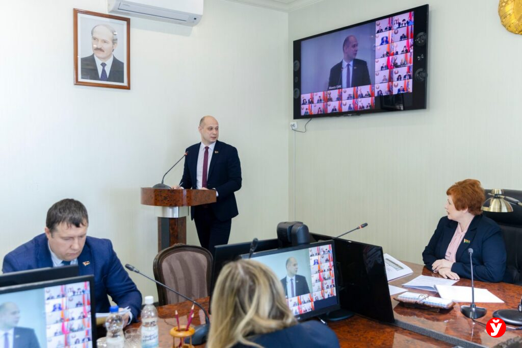 «Добраться от Минска до города-спутника за 20-30 минут»: как изменится транспортная система региона к 2030 году