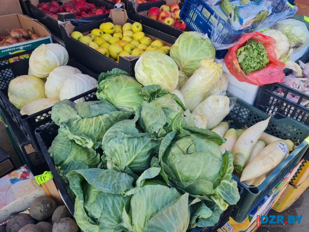 Сколько стоят в марте сезонные овощи и фрукты на Дзержинском рынке