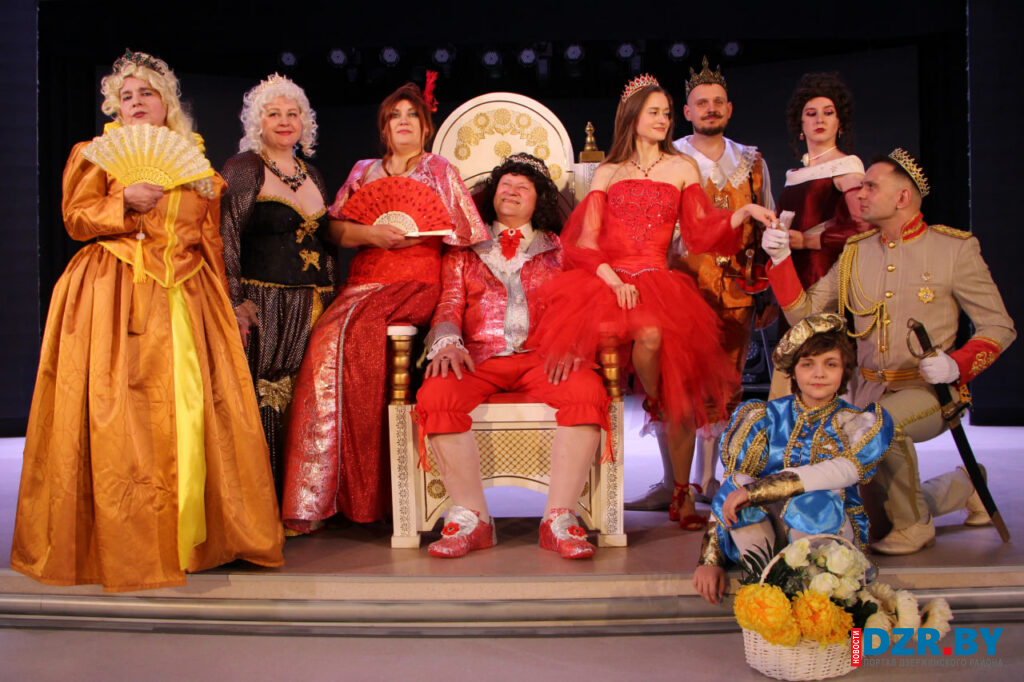 «Любовь превыше всего». Премьера любительского театра «Фаворит Фортуны» завершилась овациями