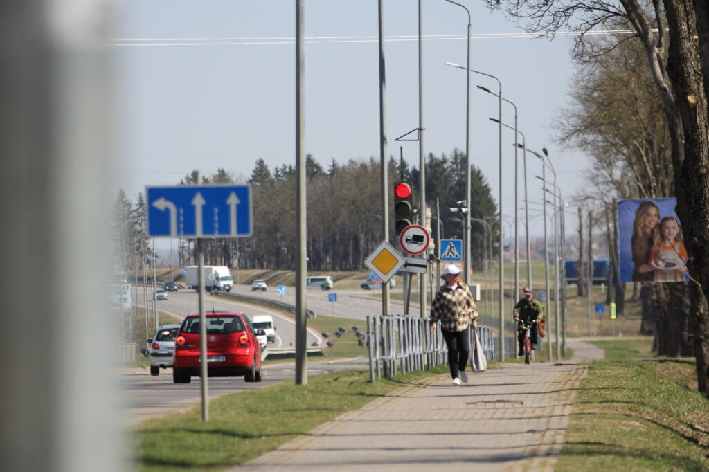 Рост пособий, льготы на проезд и новые штрафы: какие изменения ждут белорусов с 1 мая