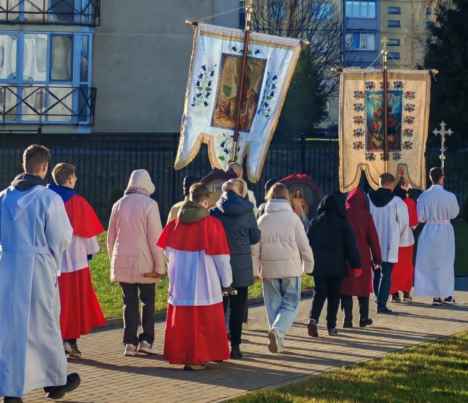 Пасха в костеле и вербы в церквях: два праздника 5 апреля в Фаниполе