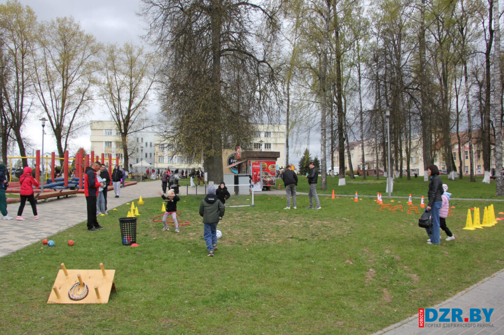 Что приготовили в Праздник труда для жителей Дзержинска в сквере за райисполкомом  