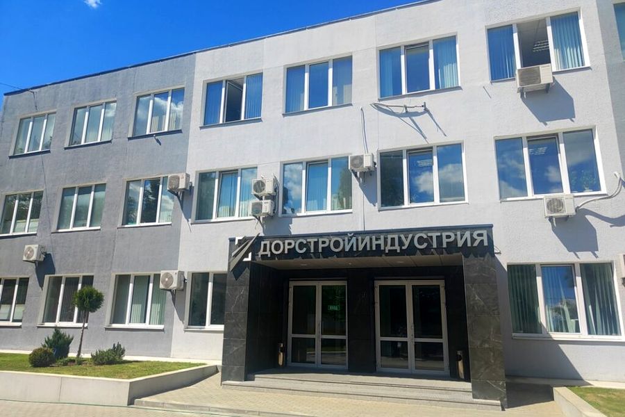 От мостов до спецтехники: чем живет объединение «Дорстройиндустрия»