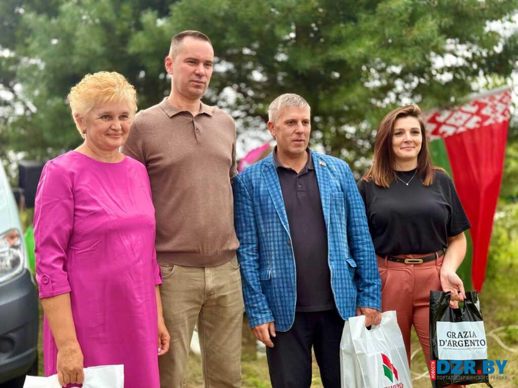 «С любовью к людям»: как две деревни Дзержинского района с населением в десяток человек устроили праздник на всю округу