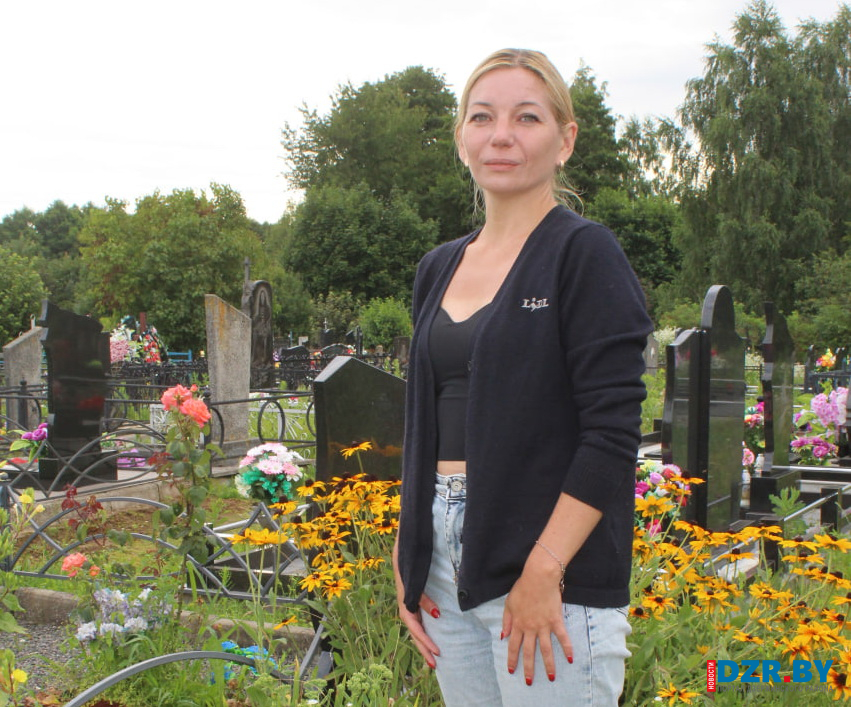 Это нужно живым. Как профессия смотрителя кладбищ научила Ольгу Леванович ценить жизнь и людей рядом