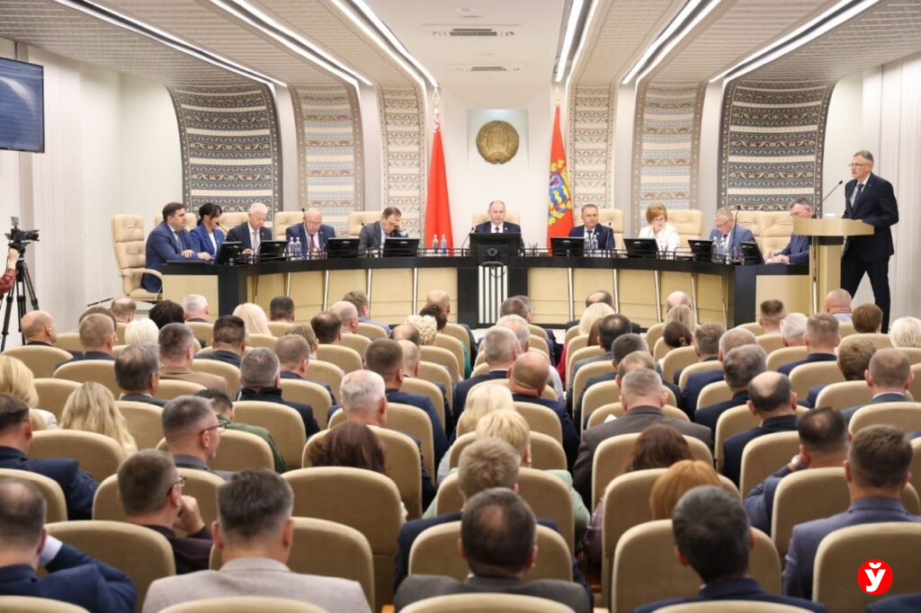 3,8 тыс. новых квартир, рост зарплат на 13,6% – что сделано на Минщине за полугодие