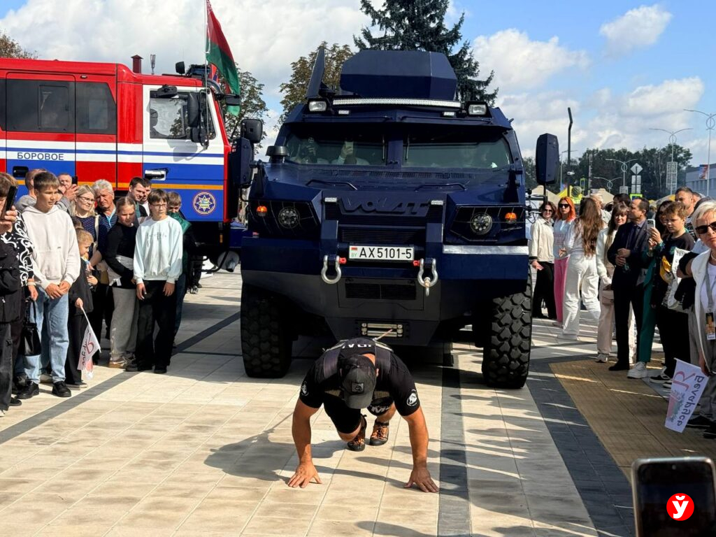 90 подъемов за 4,5 минуты и 12-тонный «Волат» – чем удивил «Восеньскі асілак» в Дзержинске