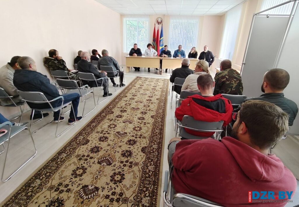 Какие вопросы обсудили на внеплановом заседании Совета общественного пункта охраны порядка в Станьково