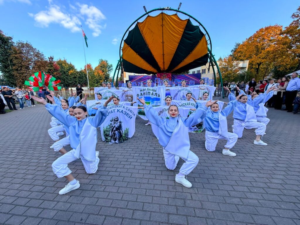 «Главное богатство — люди»: в Фаниполе наградили тех, кто делает город лучше
