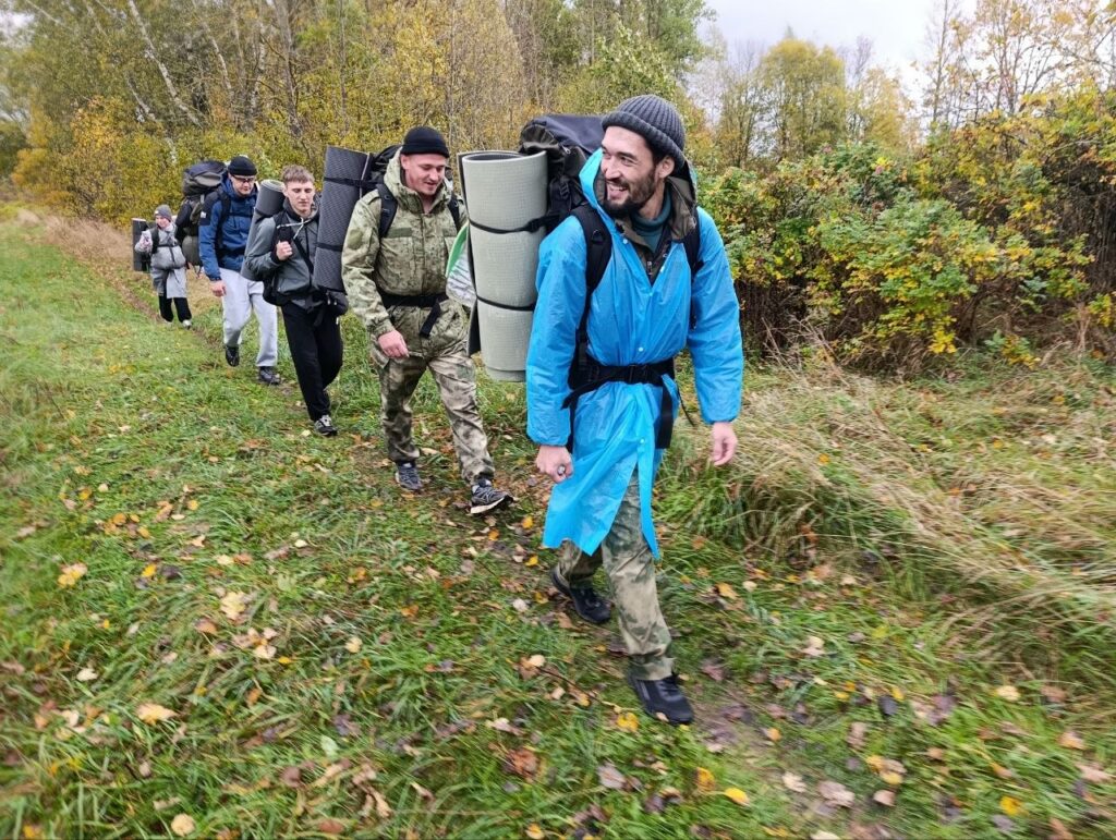Педагоги Дзержинщины побывали в туристическом походе по знаковым местам Минской и Витебской областей